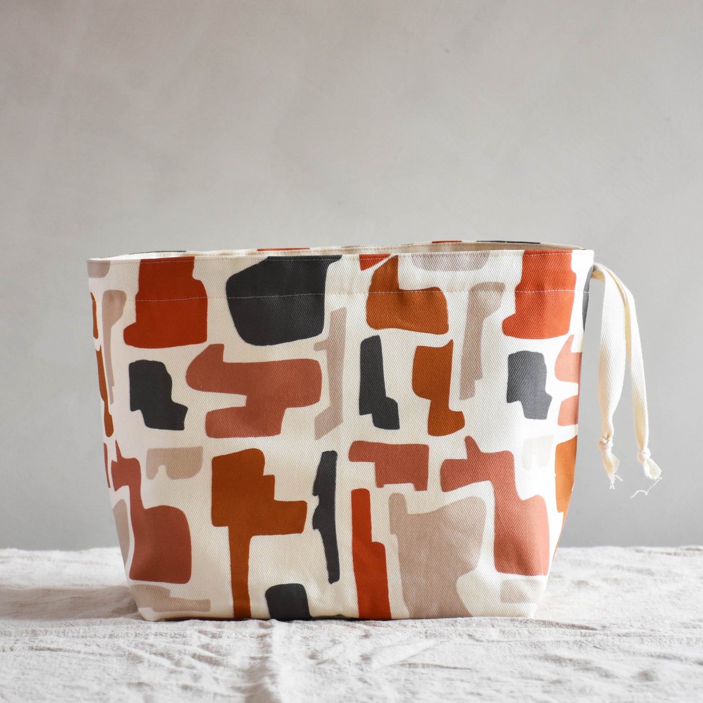 Canvas storage basket - Shape and color