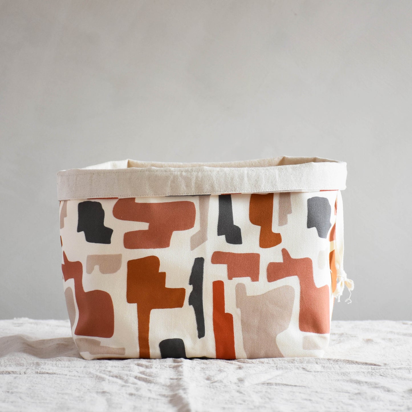 Canvas storage basket - Shape and color