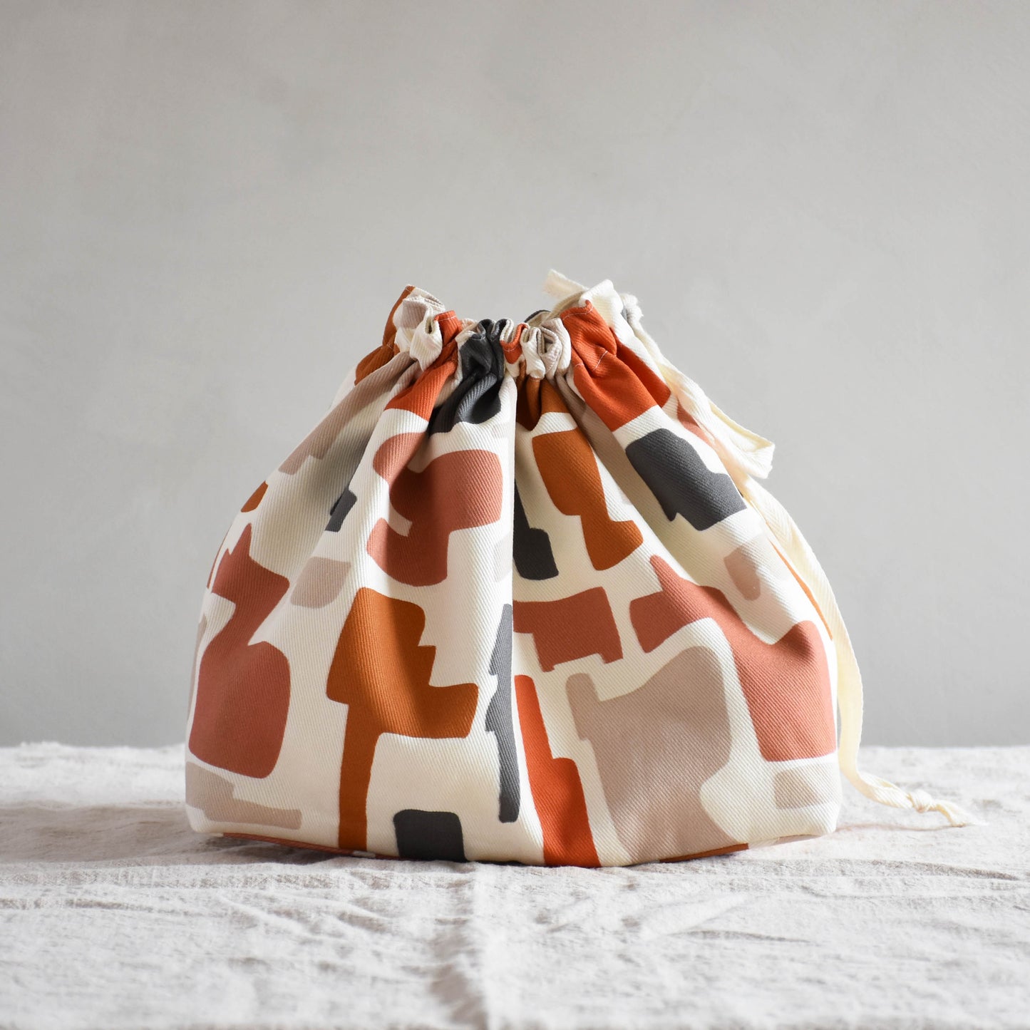 Canvas storage basket - Shape and color