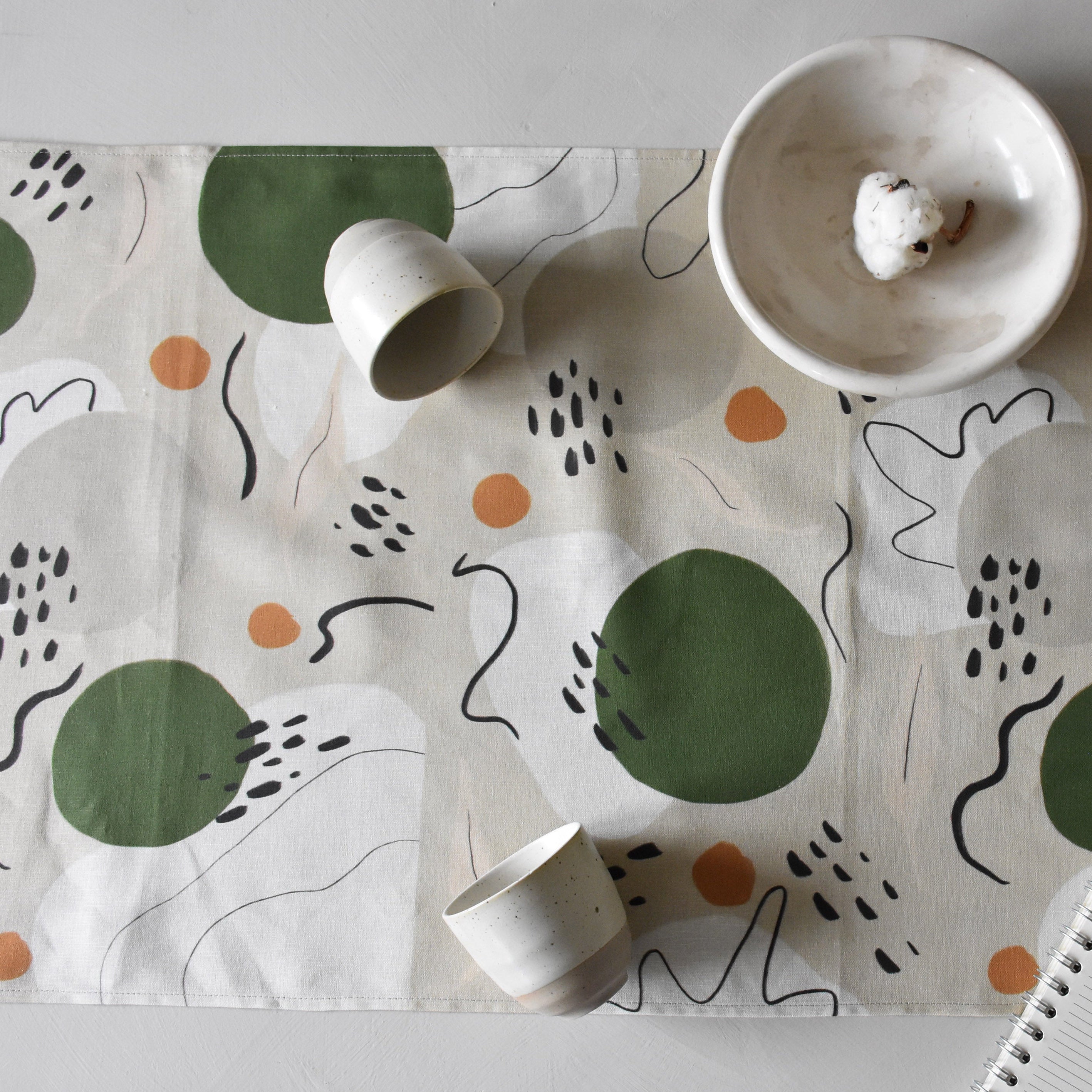 Table runner -Shapes