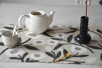Table runner - Daisies (dark green)