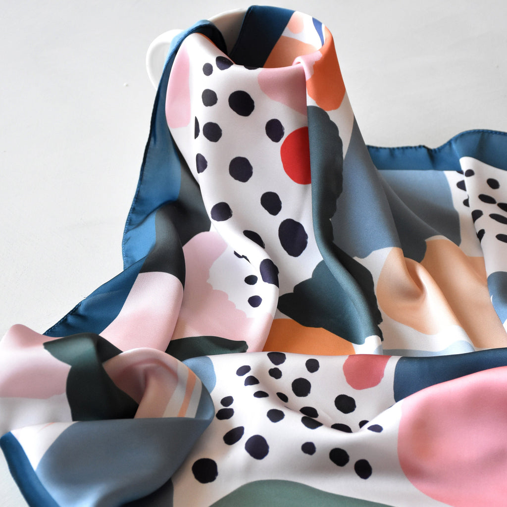 Playing with colors Scarf