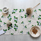 Table runner - Clover
