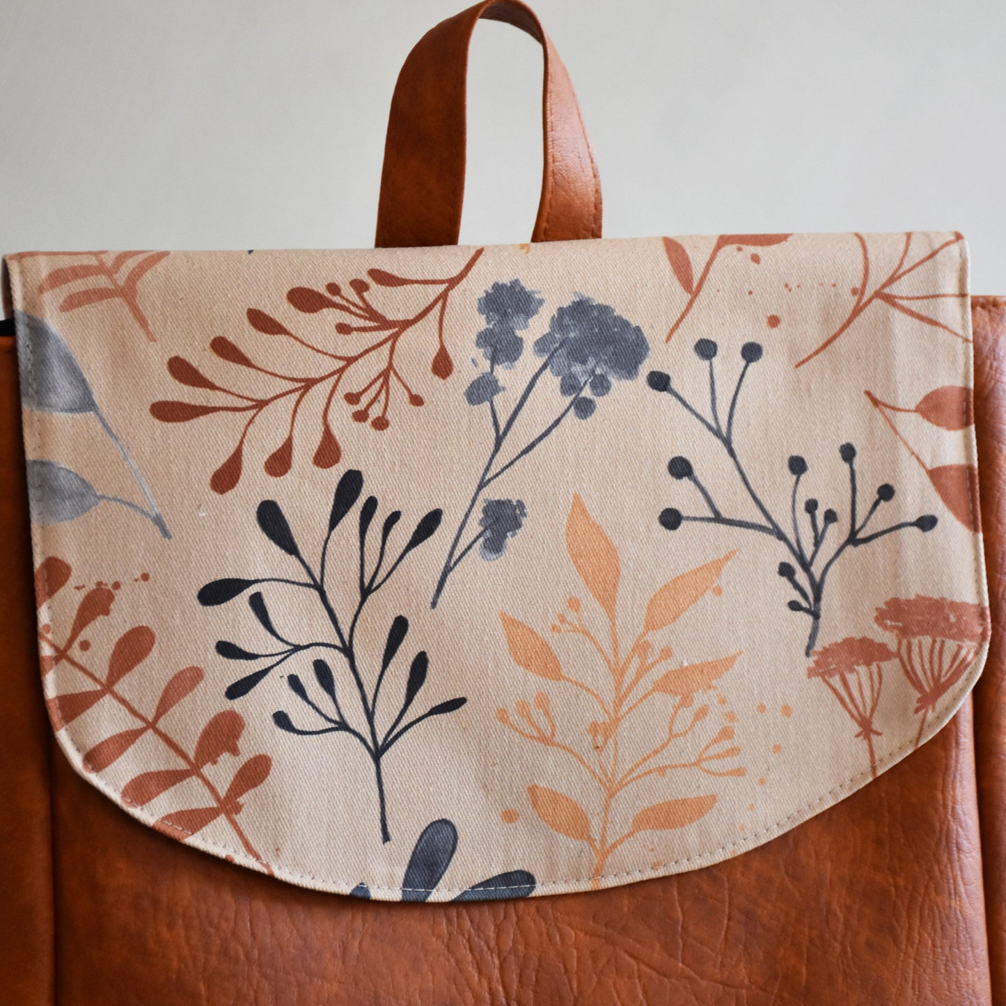 Backpack - Early bloom in earth tones