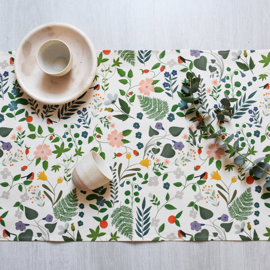 Table runner - Garden