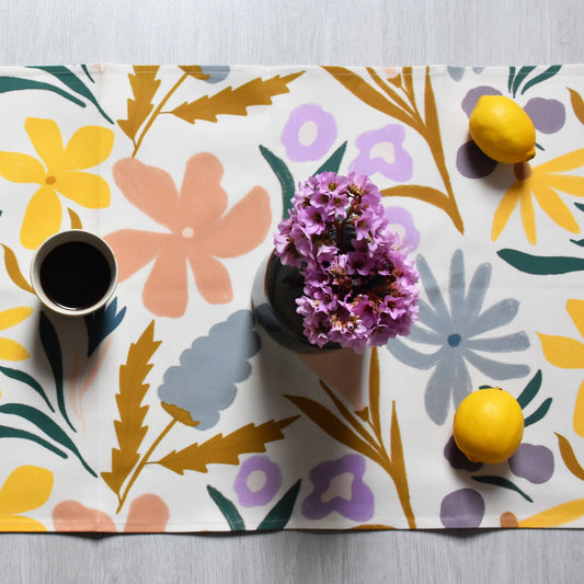 Table runner - Meadow blossoms