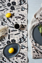 Table runner - Grassland flowers