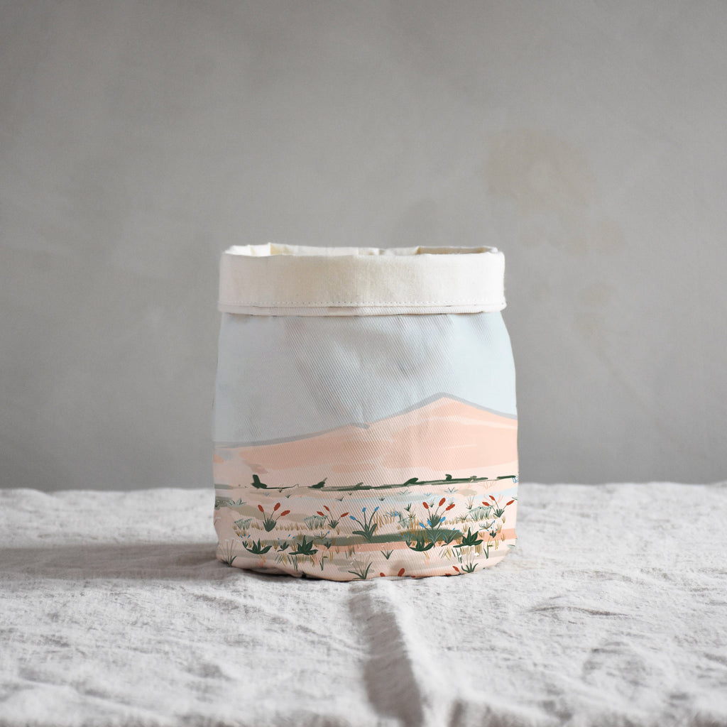 Mountains basket