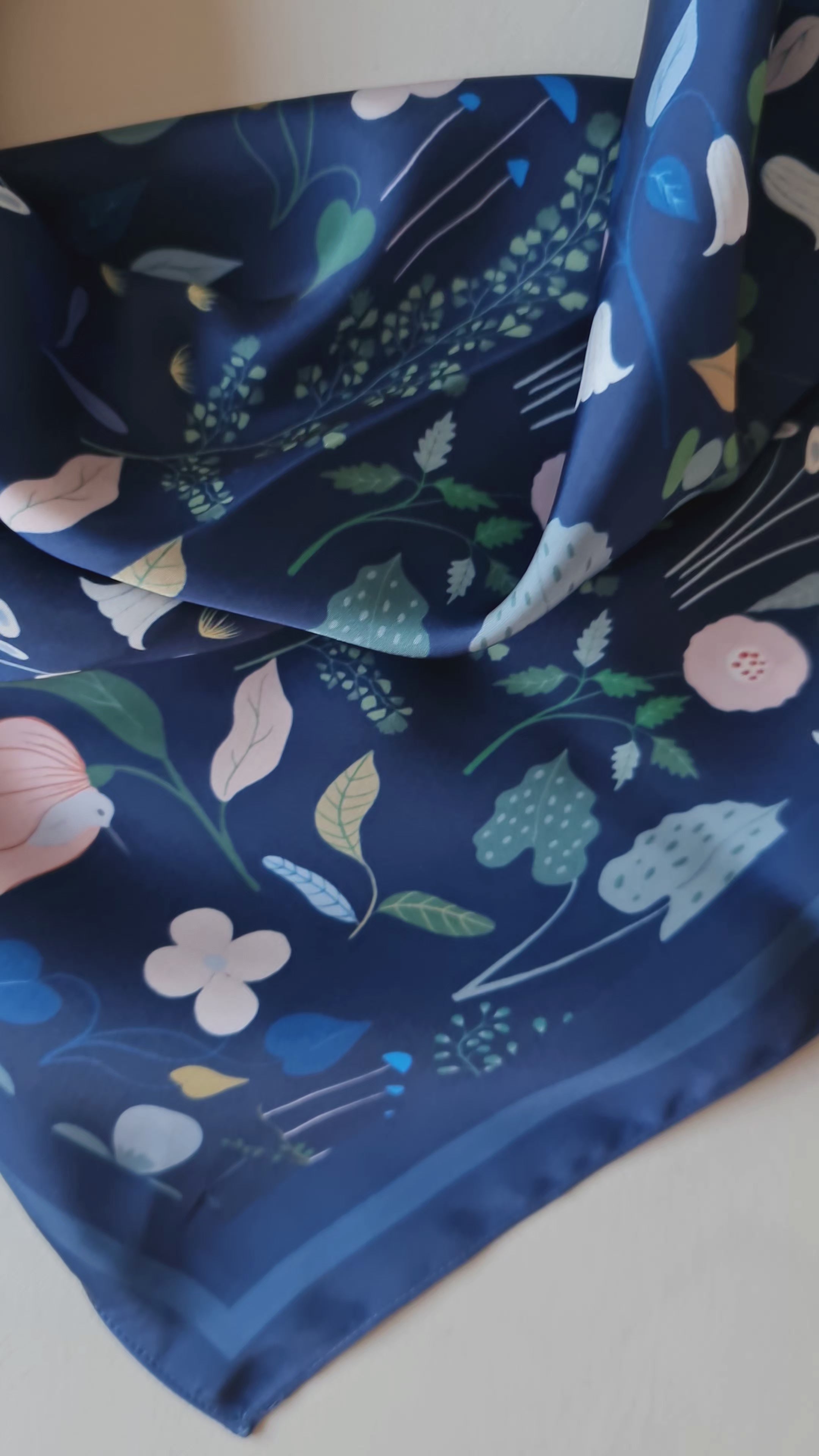 Leaves and flowers Scarf