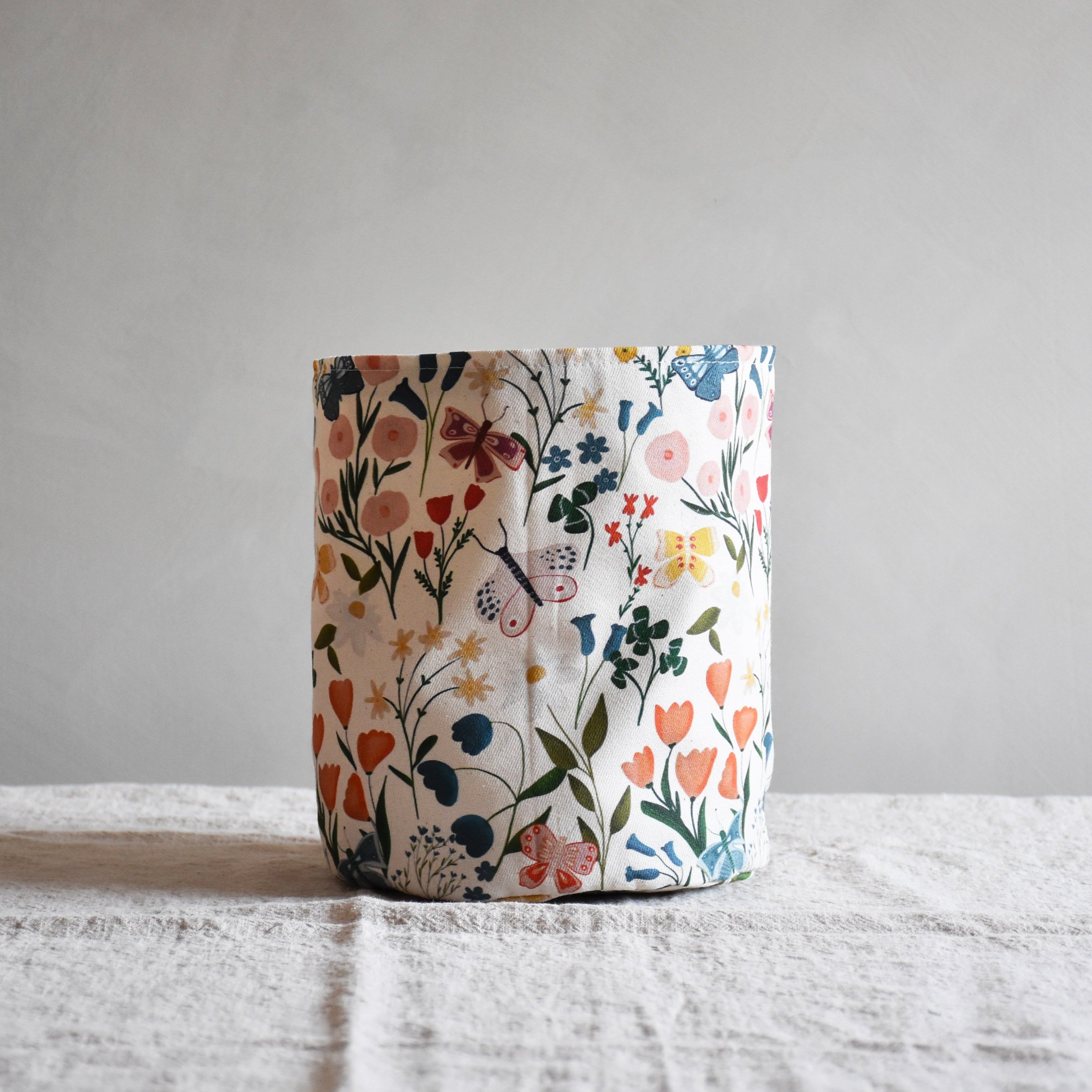 Storage basket - Butterflies and flowers - listliving