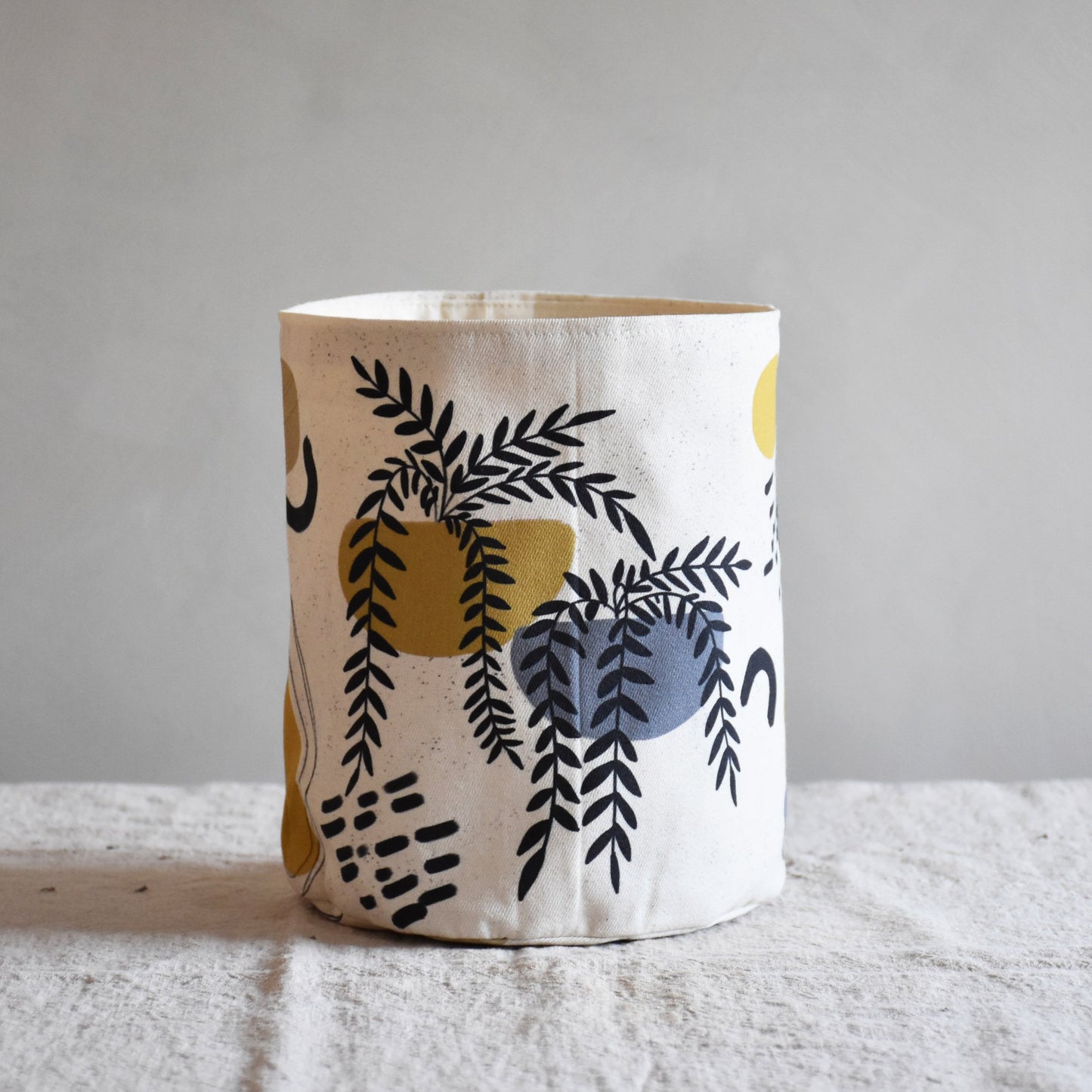 Storage basket - Abstract shapes with nature motif - listliving
