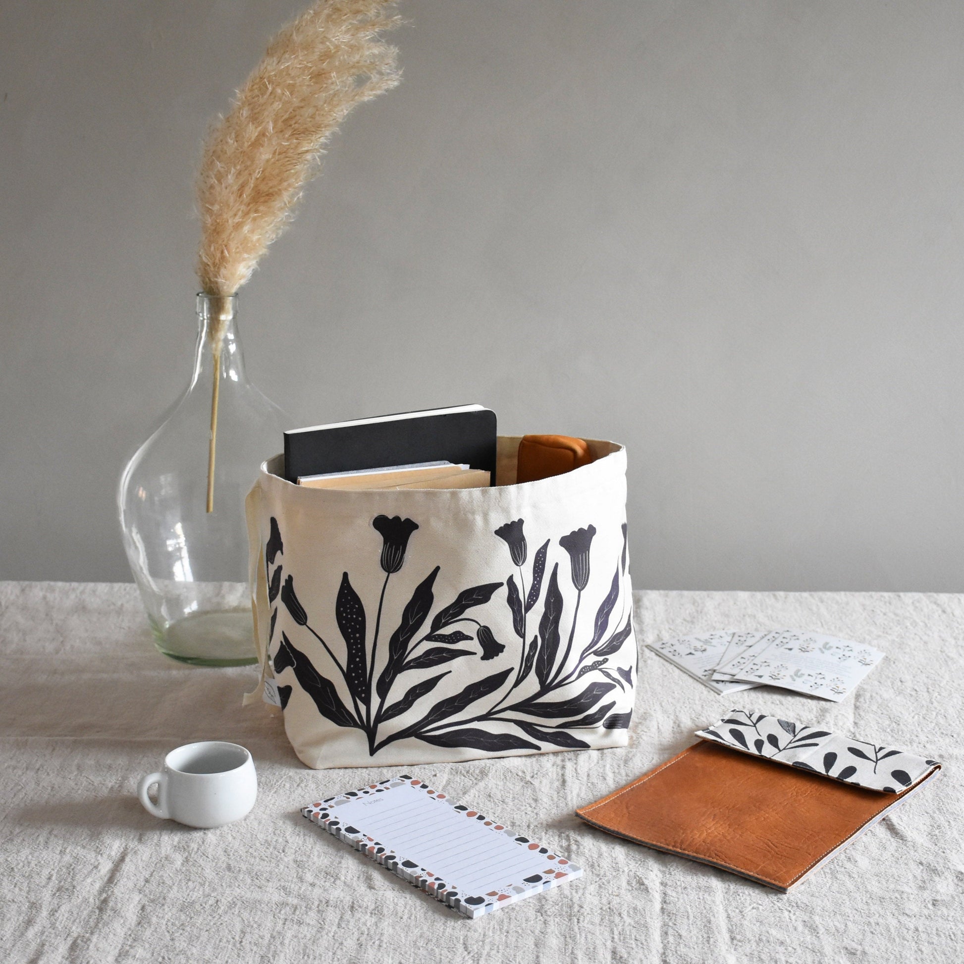 Canvas storage basket - Modern botanical - listliving
