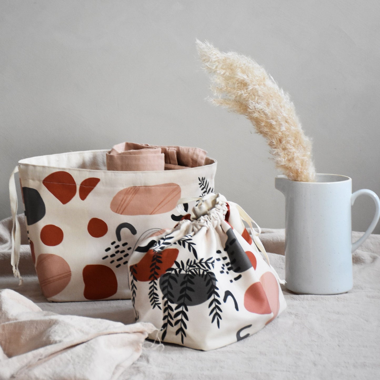 Canvas storage basket - Abstract shapes with nature motif